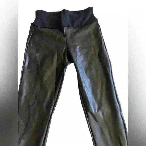 ASSETS by SPANX Women's All Over Faux
Leather Leggings Black - Picture 3 of 8
